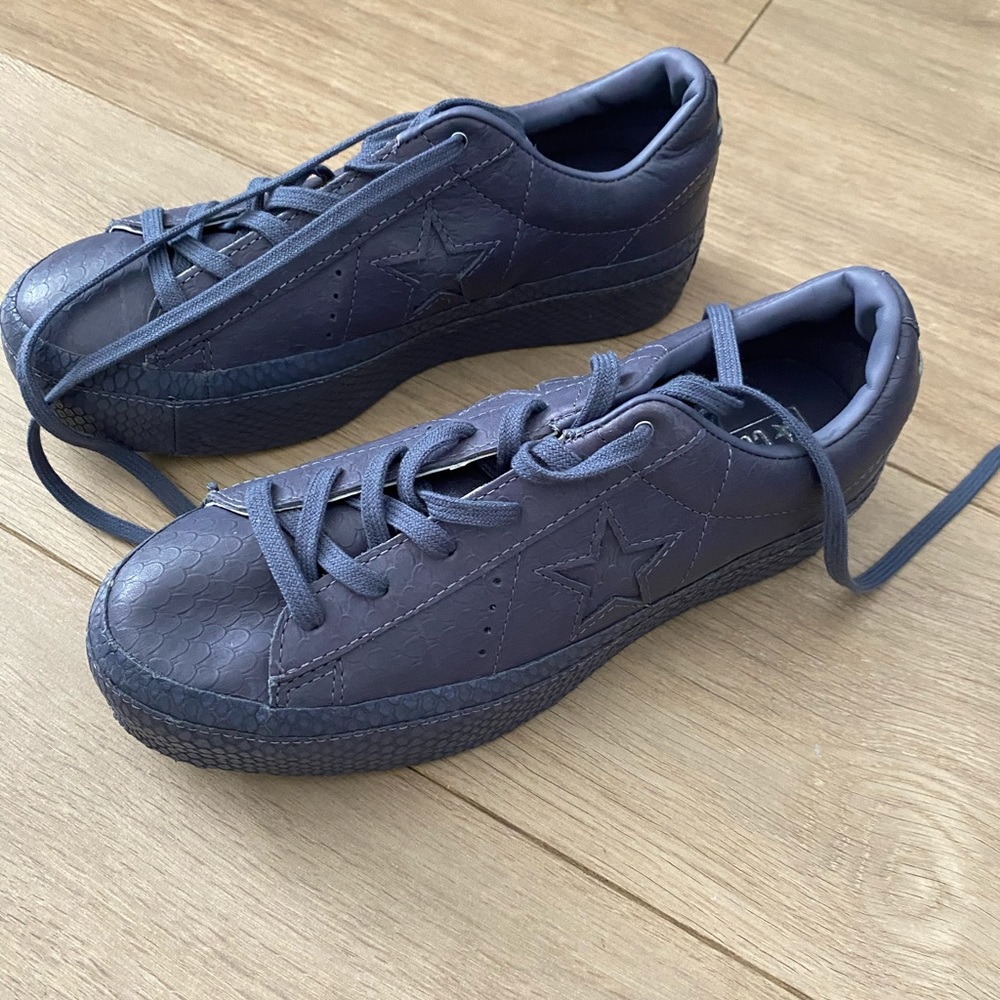 Platform shoes 👟
